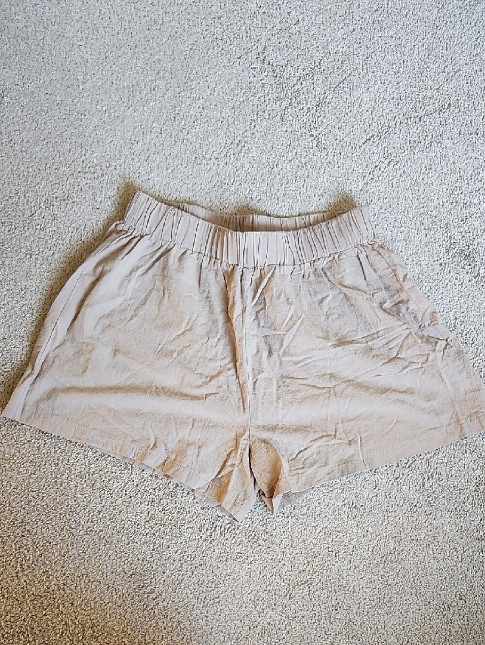 SHEIN Beige Crop Button-Up Top and Elastic Waist Shorts Set B. - Picture 8 of 9